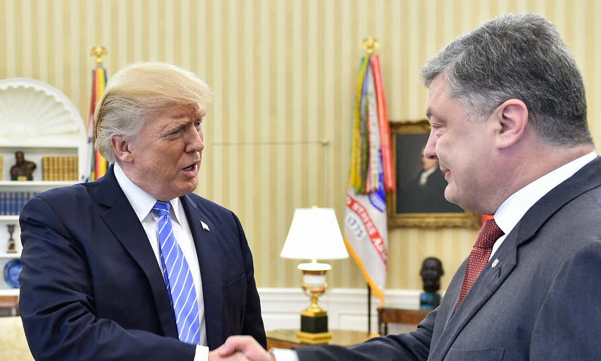 Trump vyjadril Ukrajine silnú podporu, uviedol Porošenko po stretnutí