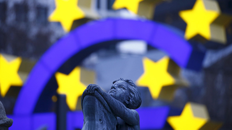 Plány Európskej komisie na reformu Eurozóny sú prvou vážnou prehrou Macrona