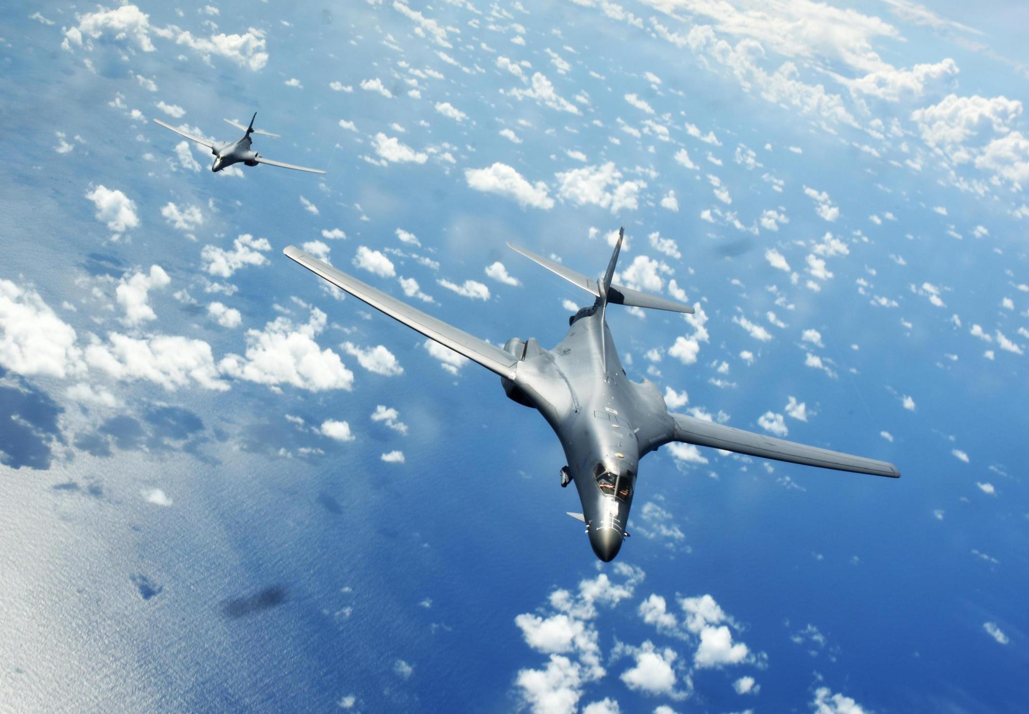 USA vyslali nad Kóreou bombardér B-1B