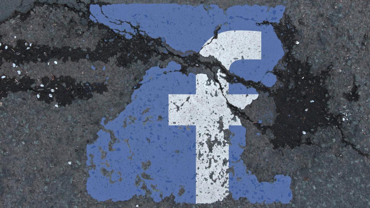 Facebook odhalil 32 falošných účtov. Niektoré „highly likely“ napojené na Rusko.
