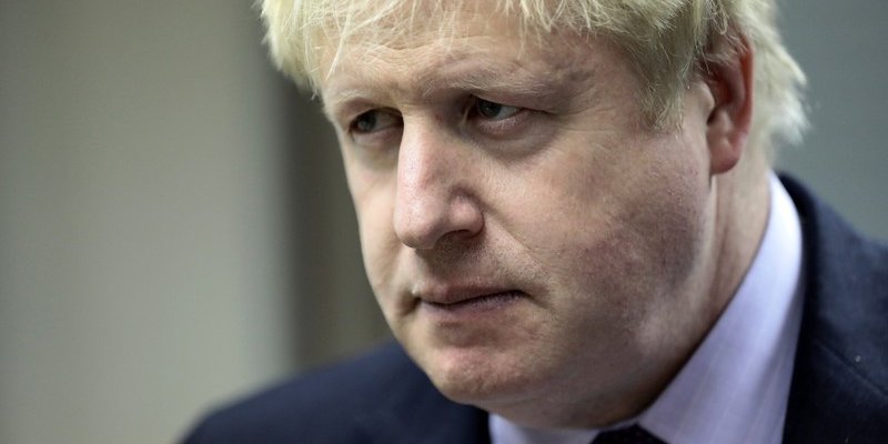 Bývalý britský minister zahraničia Boris Johnson prirovnal ženy v burke k poštovej schránke