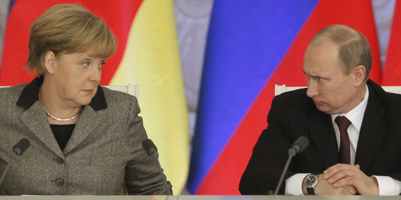Bomba: Mladý Putin nadáva na boľševikov.