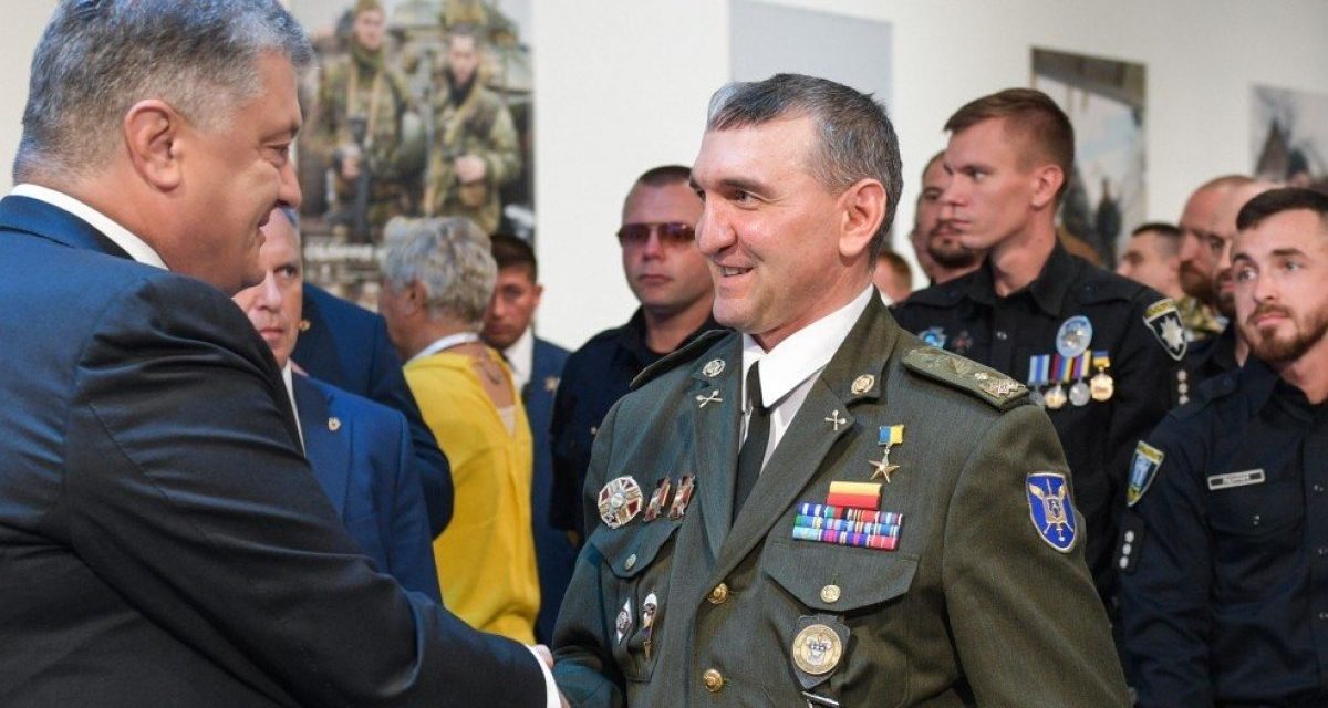 Nový nacistický pozdrav ukrajinskej armády lepšie zodpovedá novej tradícii