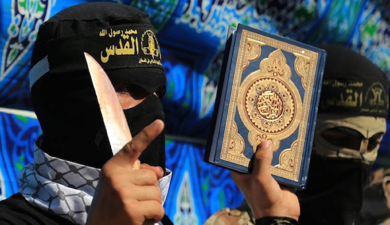 „Náboženstvo mieru“ a jeho mýty 11: Korán je islamským náprotivkom Biblie
