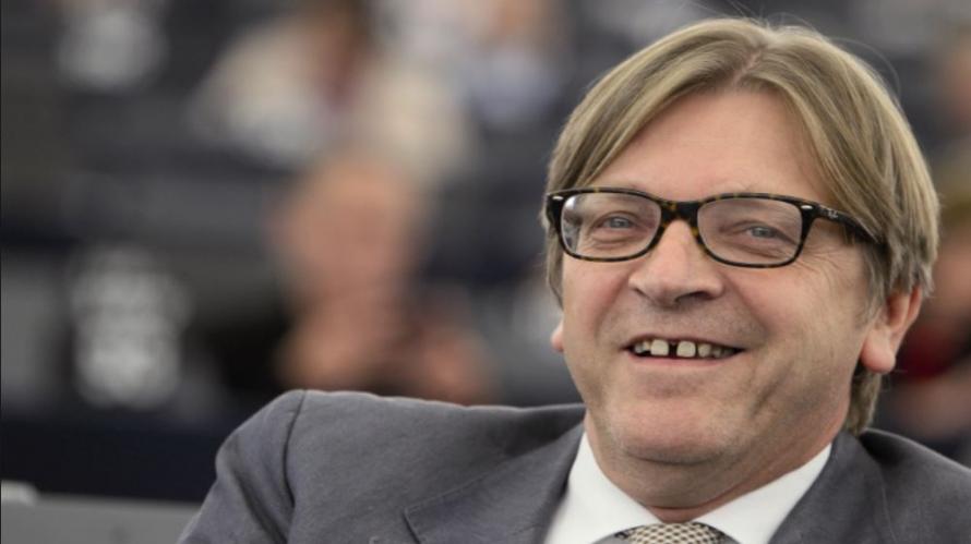 Guy Verhofstadt na CNN: Maďarsko treba zničiť. Ohrozuje našu fatamorgánu.