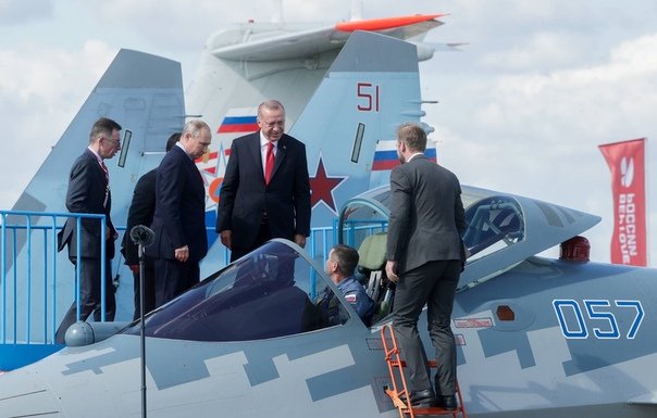 Turecko hľadá náhradu za F-35 Prezident Turecka Erdogan si v prítomnosti ruského prezidenta Putina…